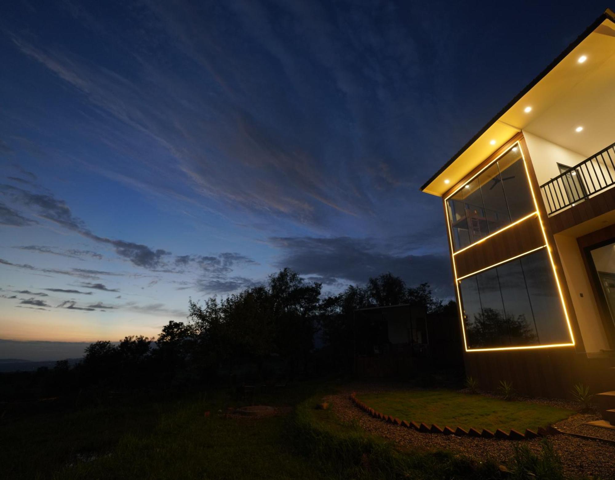 The Solace Bir Exterior foto